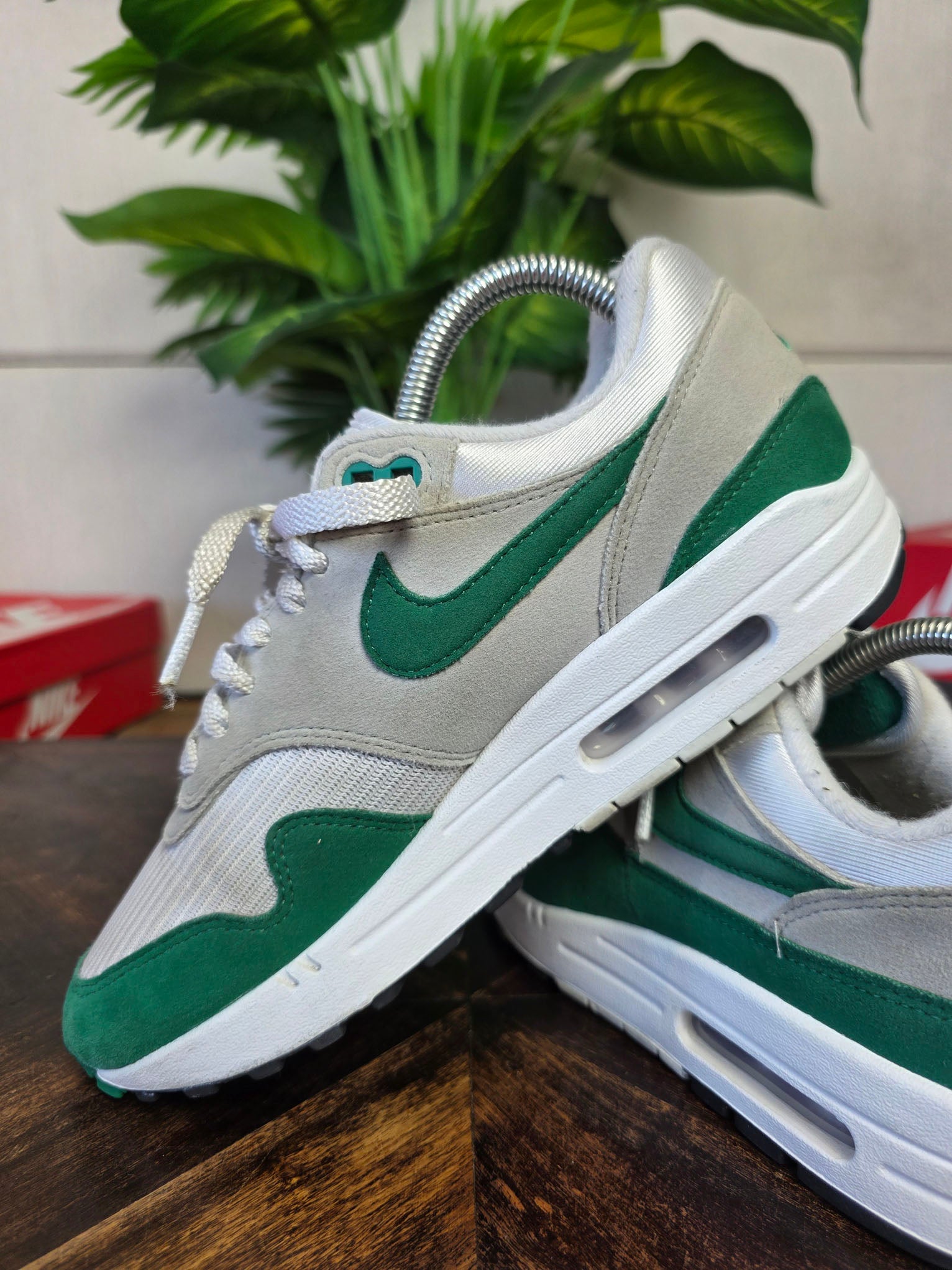 Nike Air Max 1 '87 Wmns "Malachite" maat 39