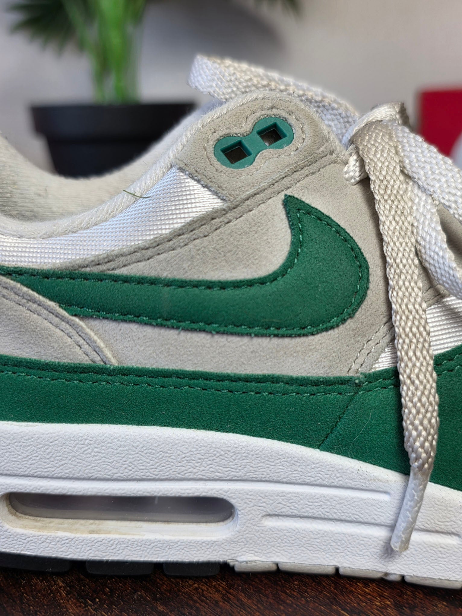 Nike Air Max 1 '87 Wmns "Malachite" maat 39