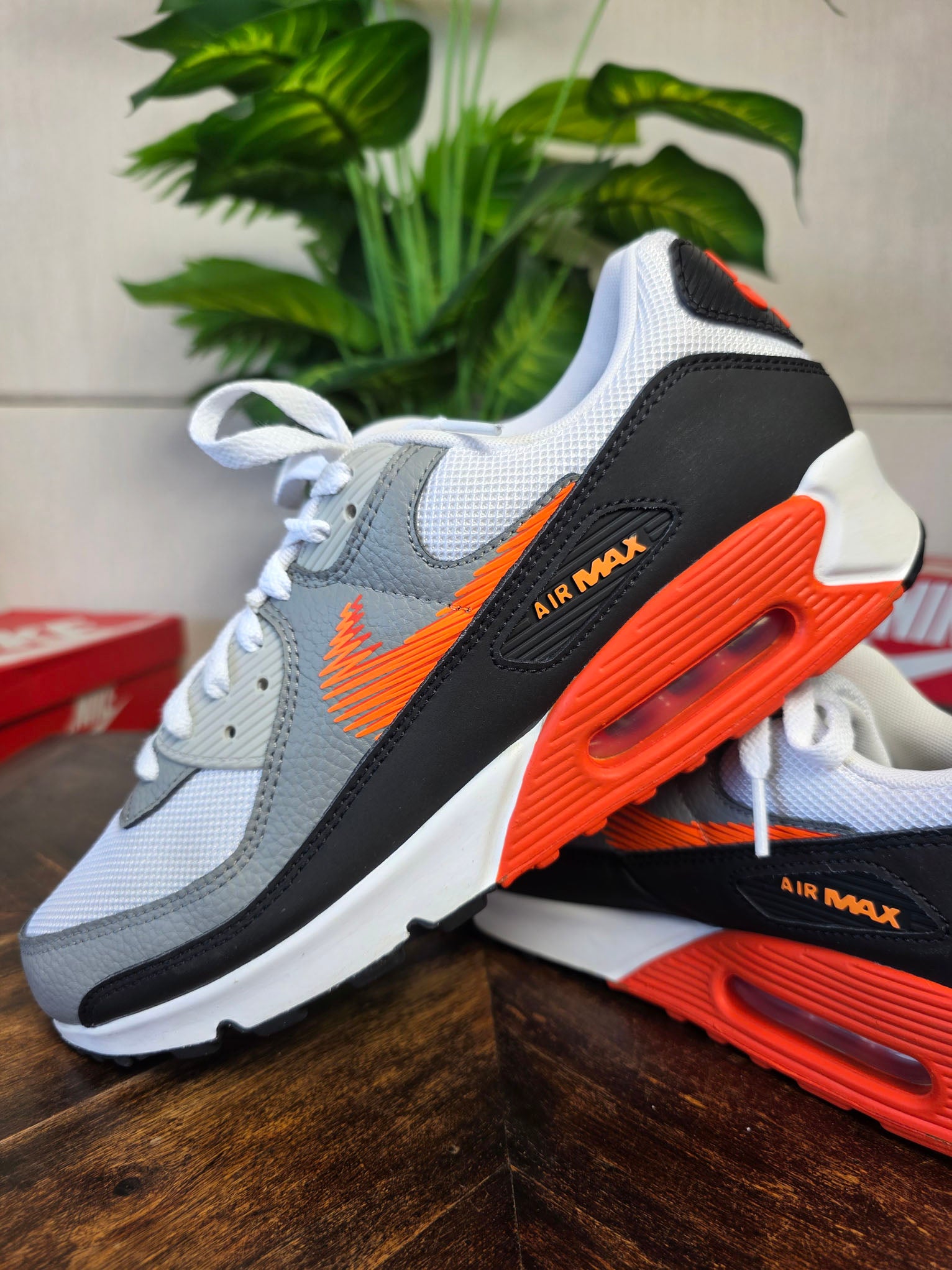 Nike Air Max 90 "Zig Zag Orange" maat 46