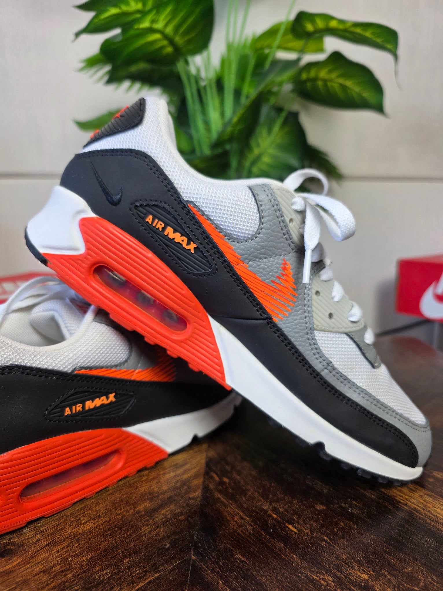 Nike Air Max 90 "Zig Zag Orange" maat 46