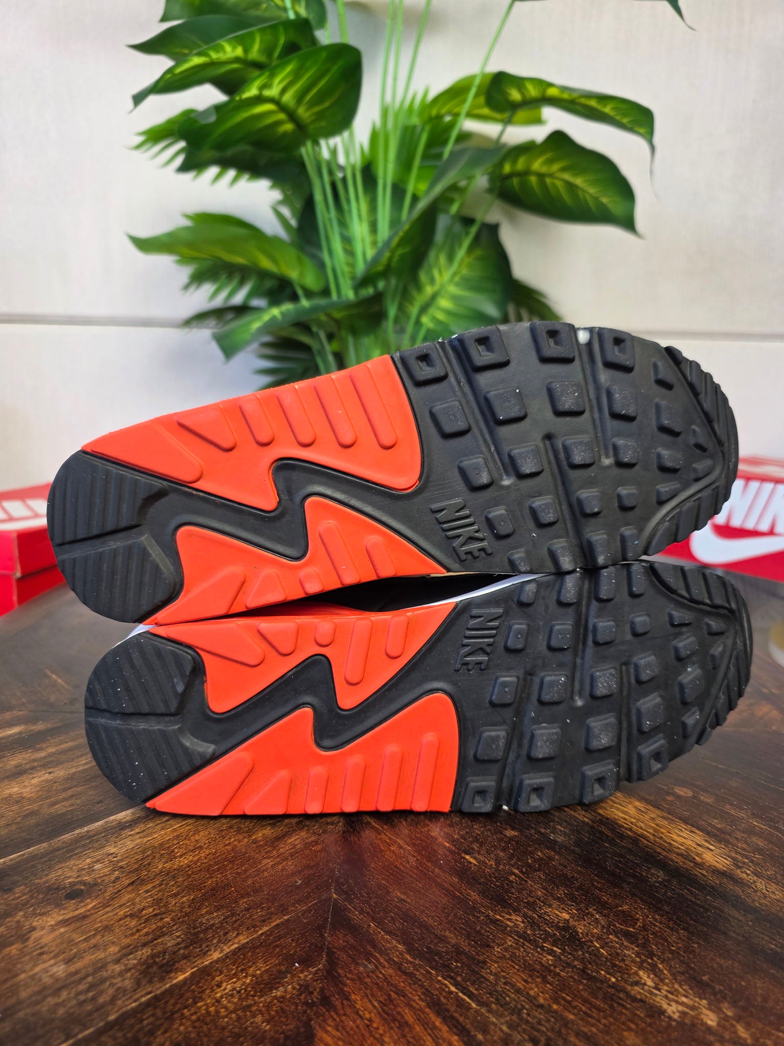 Nike Air Max 90 "Zig Zag Orange" maat 46