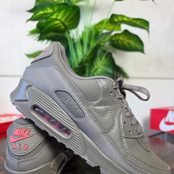 Nike Air Max 90 Cave Stone maat 44,5