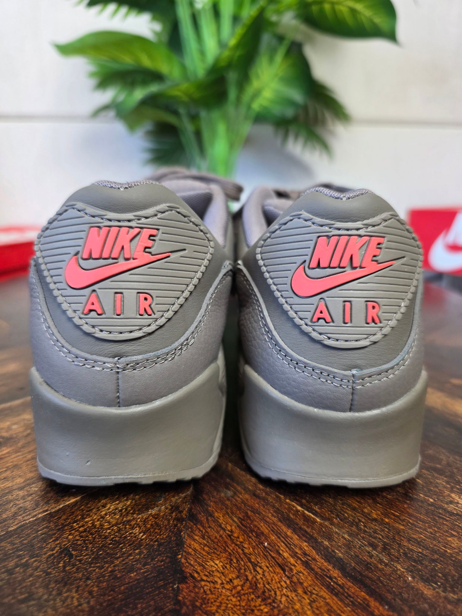 Nike Air Max 90 Cave Stone maat 44,5