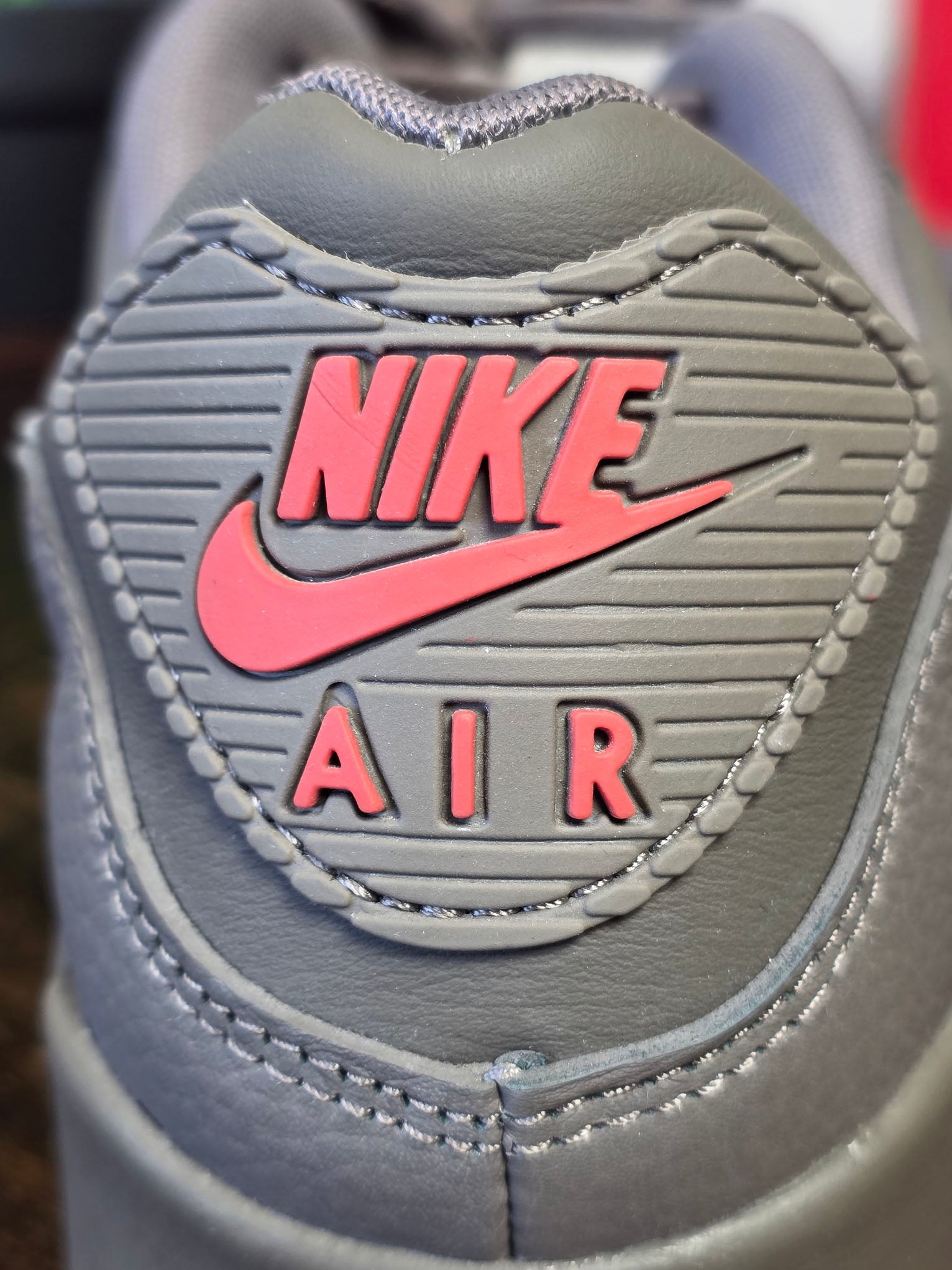 Nike Air Max 90 Cave Stone maat 44,5