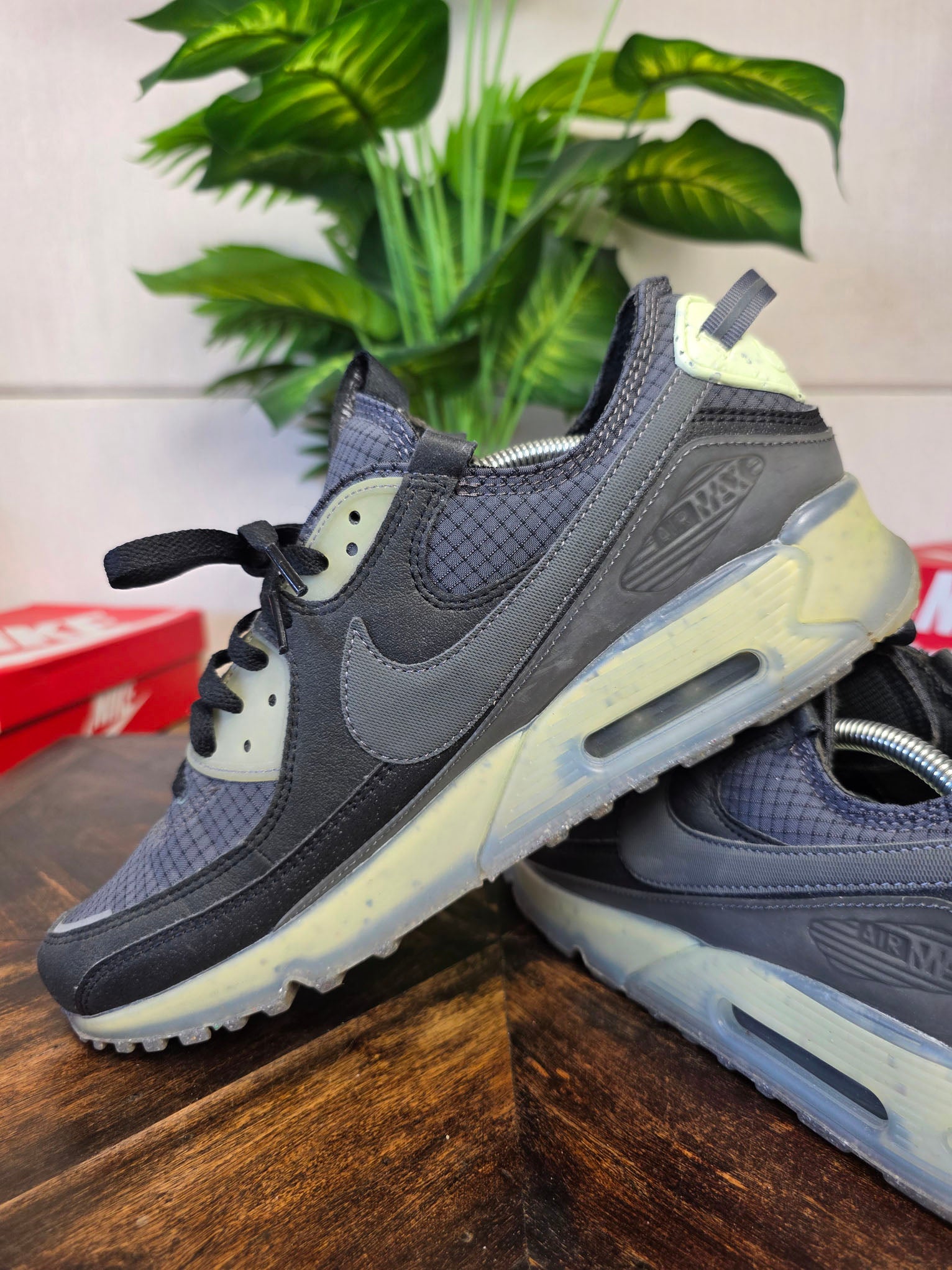 Nike Air Max 90 Terrascape Black Lime Ice maat 45,5