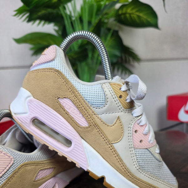 Nike Air Max 90 Sesame maat 35,5
