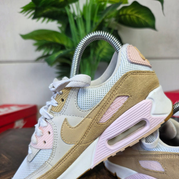 Nike Air Max 90 Sesame maat 35,5