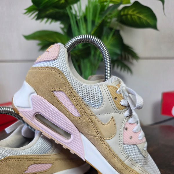 Nike Air Max 90 Sesame maat 35,5