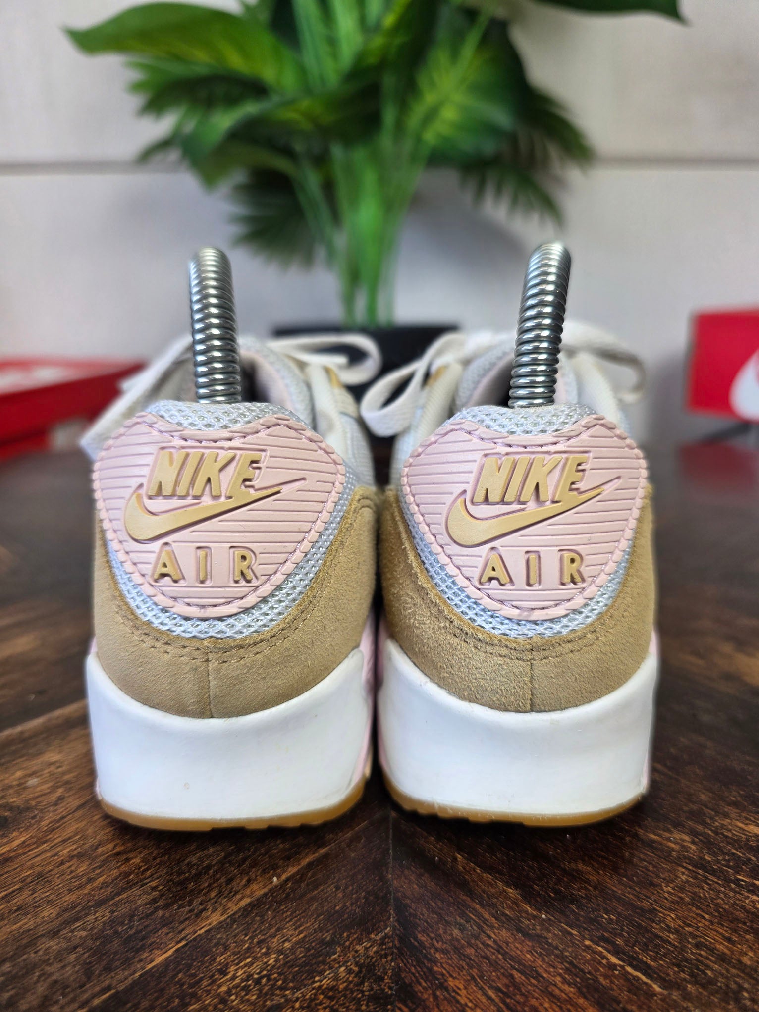 Nike Air Max 90 Sesame maat 35,5