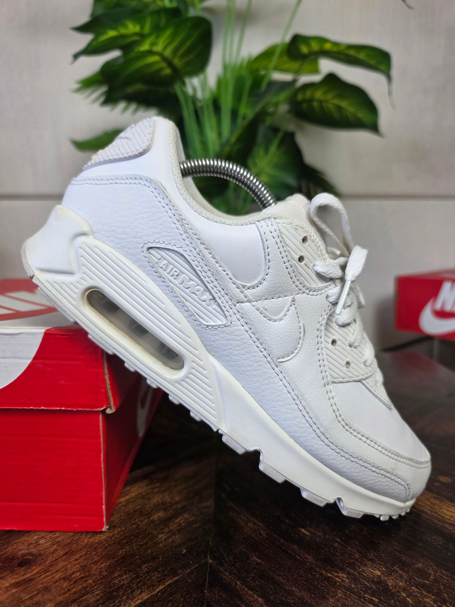 Nike Air Max 90 Triple White LTR maat 42,5