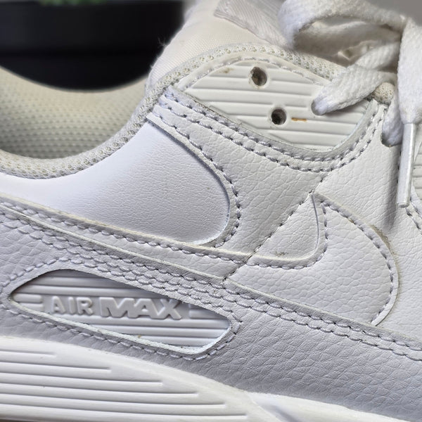 Nike Air Max 90 Triple White LTR maat 42,5