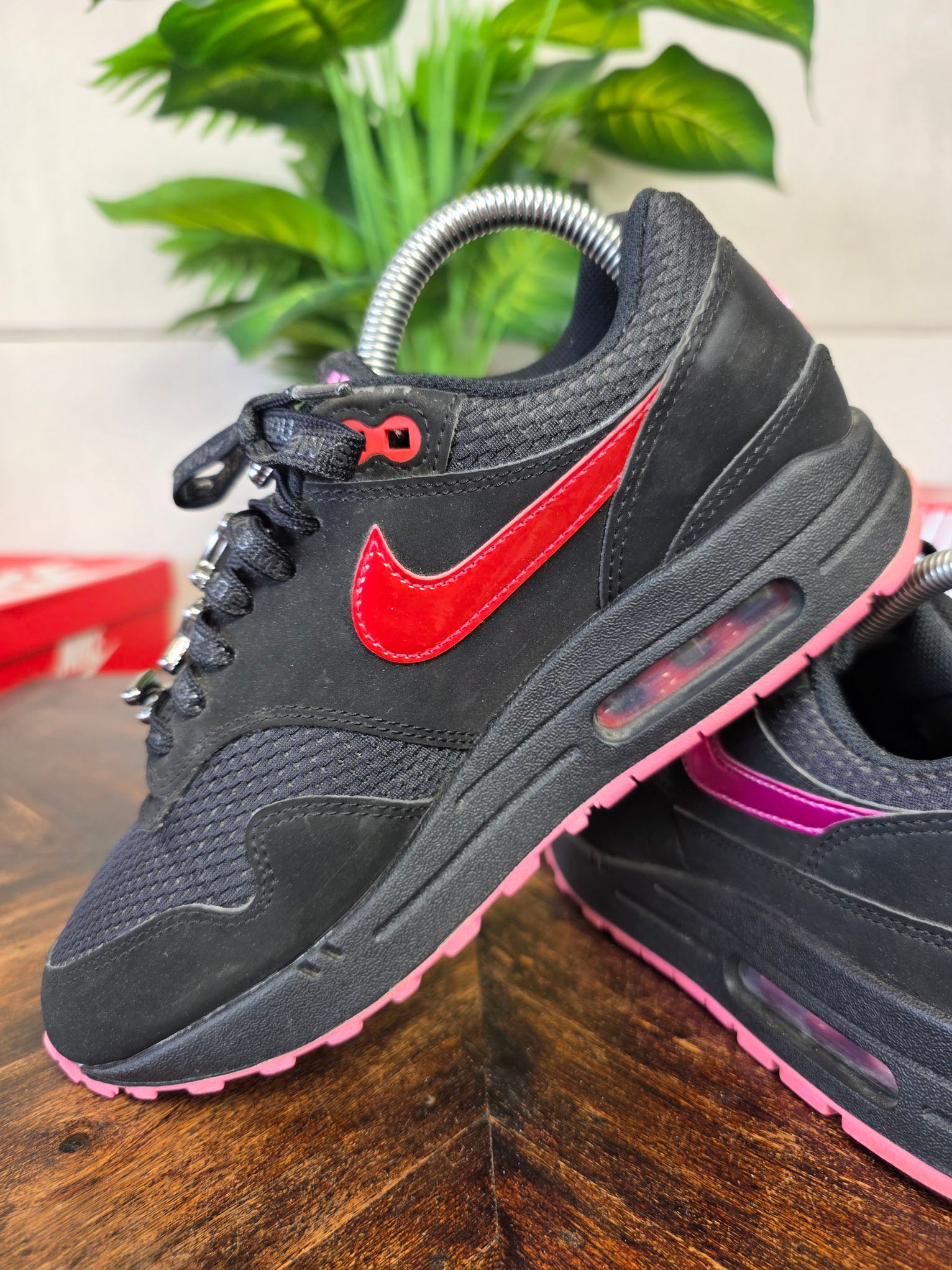 Nike Air Max 1 Valentine's Day Black maat 38,5