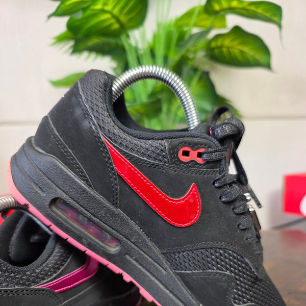 Nike Air Max 1 Valentine's Day Black maat 38,5