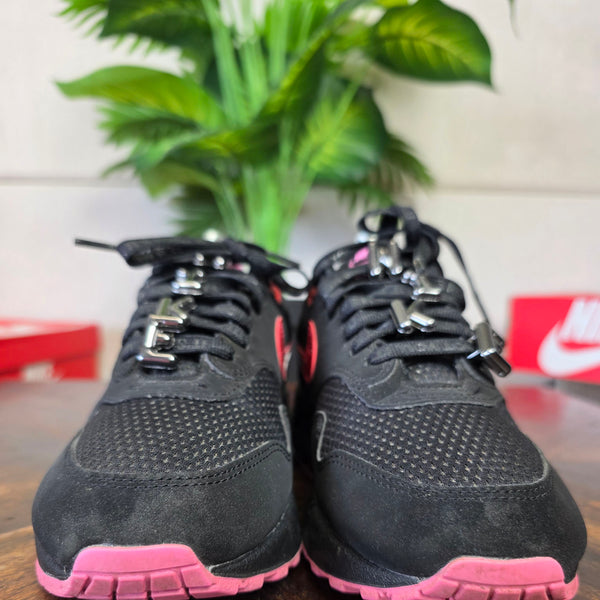 Nike Air Max 1 Valentine's Day Black maat 38,5