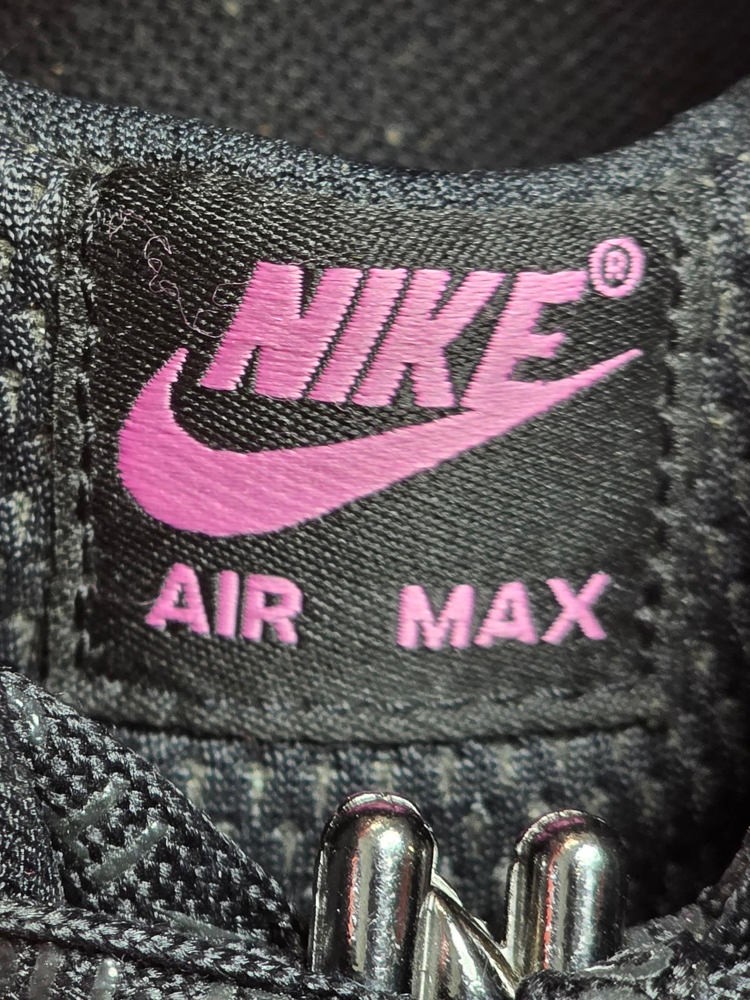 Nike Air Max 1 Valentine's Day Black maat 38,5