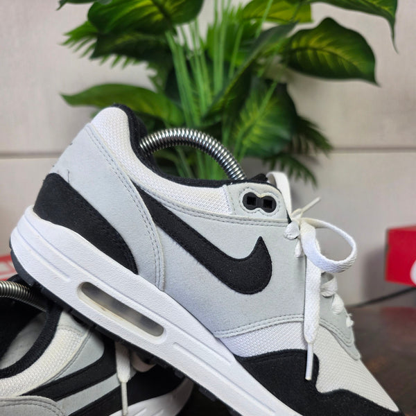 Nike Air Max 1 White Black maat 42
