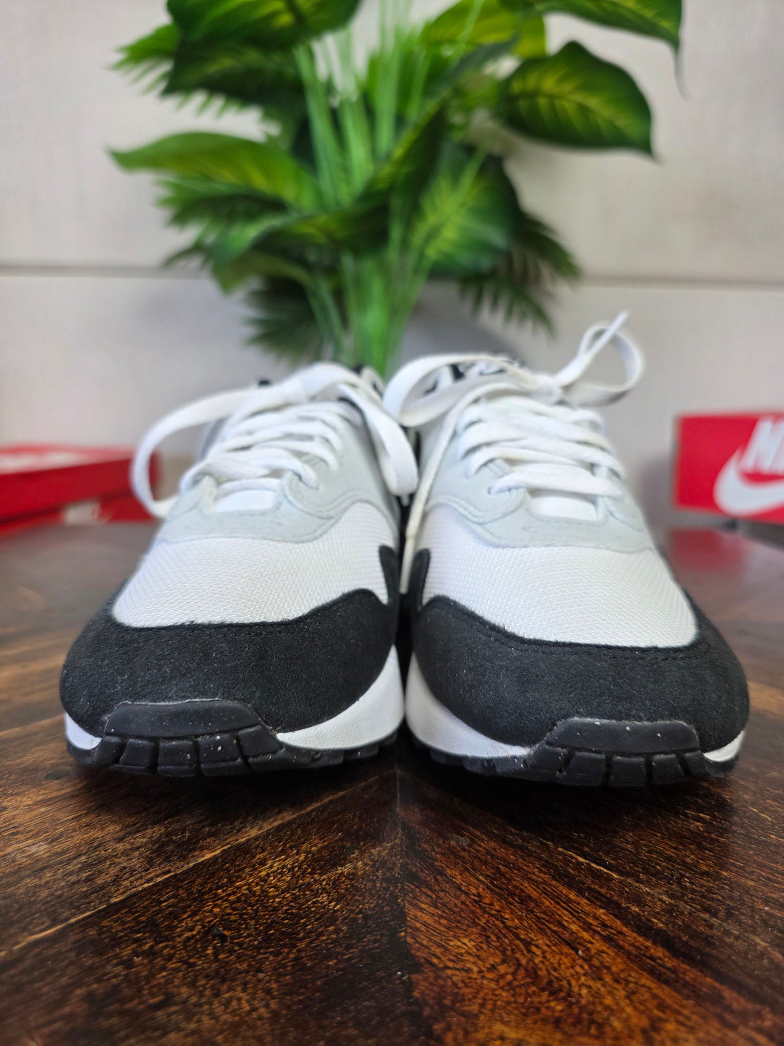 Nike Air Max 1 White Black maat 42