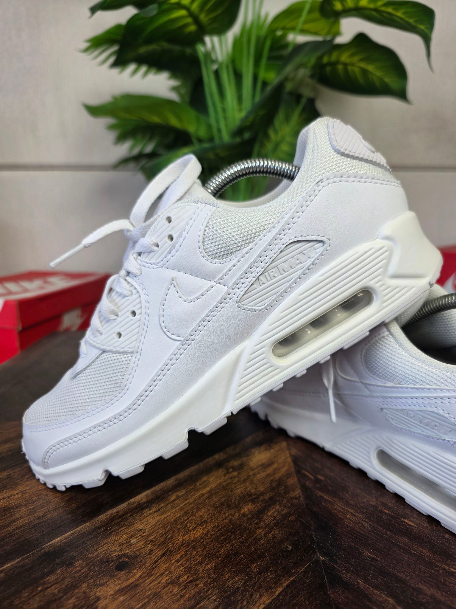 Nike Air Max 90 Triple White maat 43