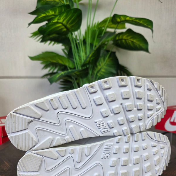 Nike Air Max 90 Triple White maat 43