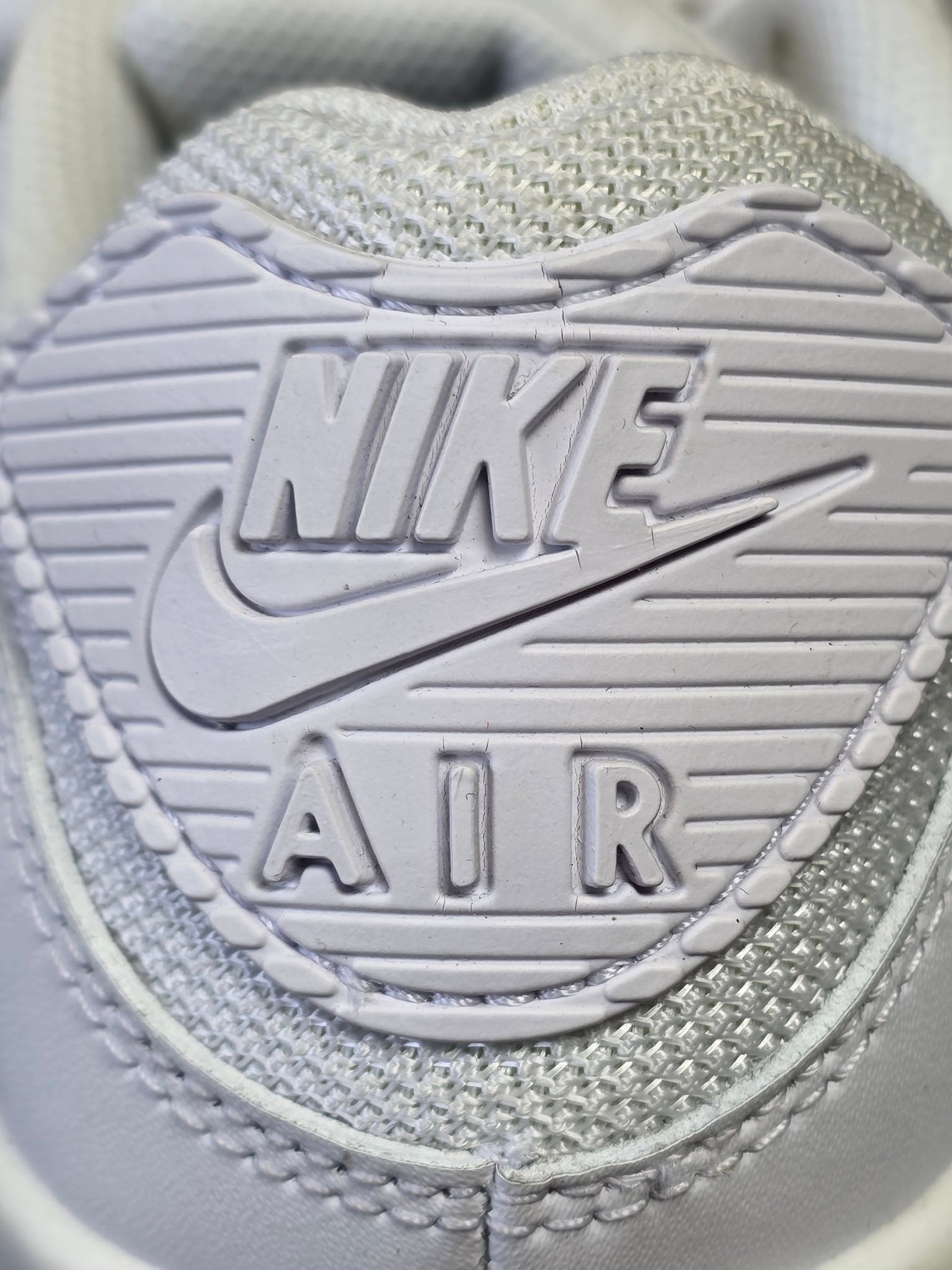 Nike Air Max 90 Triple White maat 43