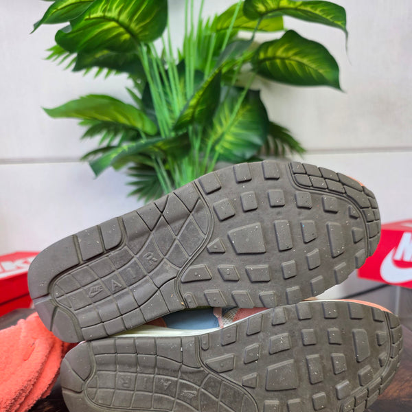 Nike Air Max 1 PRM Madder Root maat 40