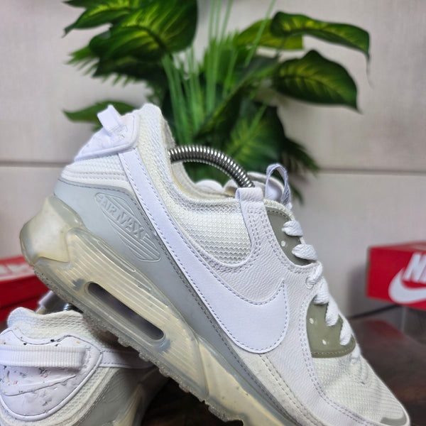 Nike Air Max 90 Terrascape Triple White maat 43