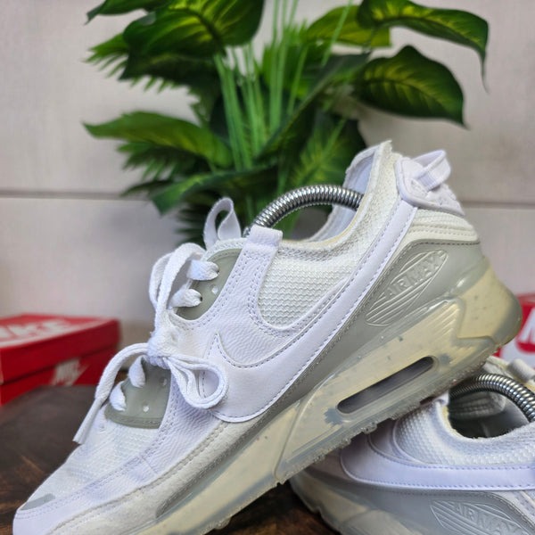 Nike Air Max 90 Terrascape Triple White maat 43