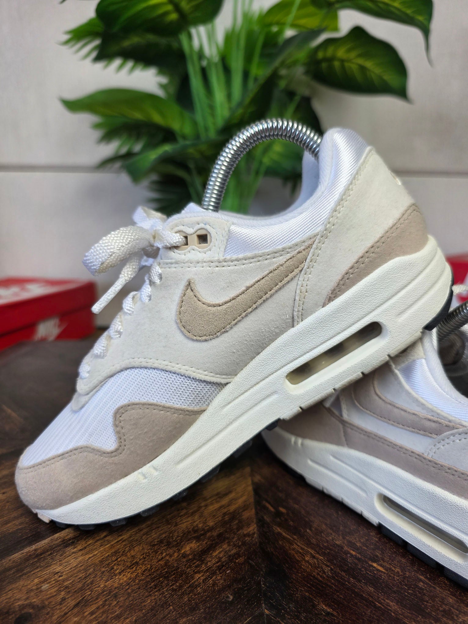 Nike Air Max 1 Pale Ivory maat 38
