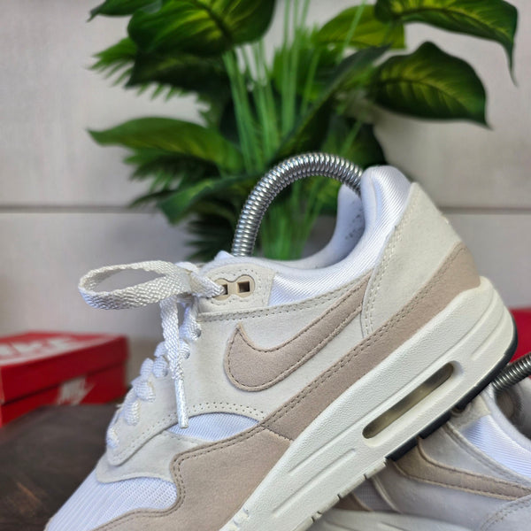 Nike Air Max 1 Pale Ivory maat 38