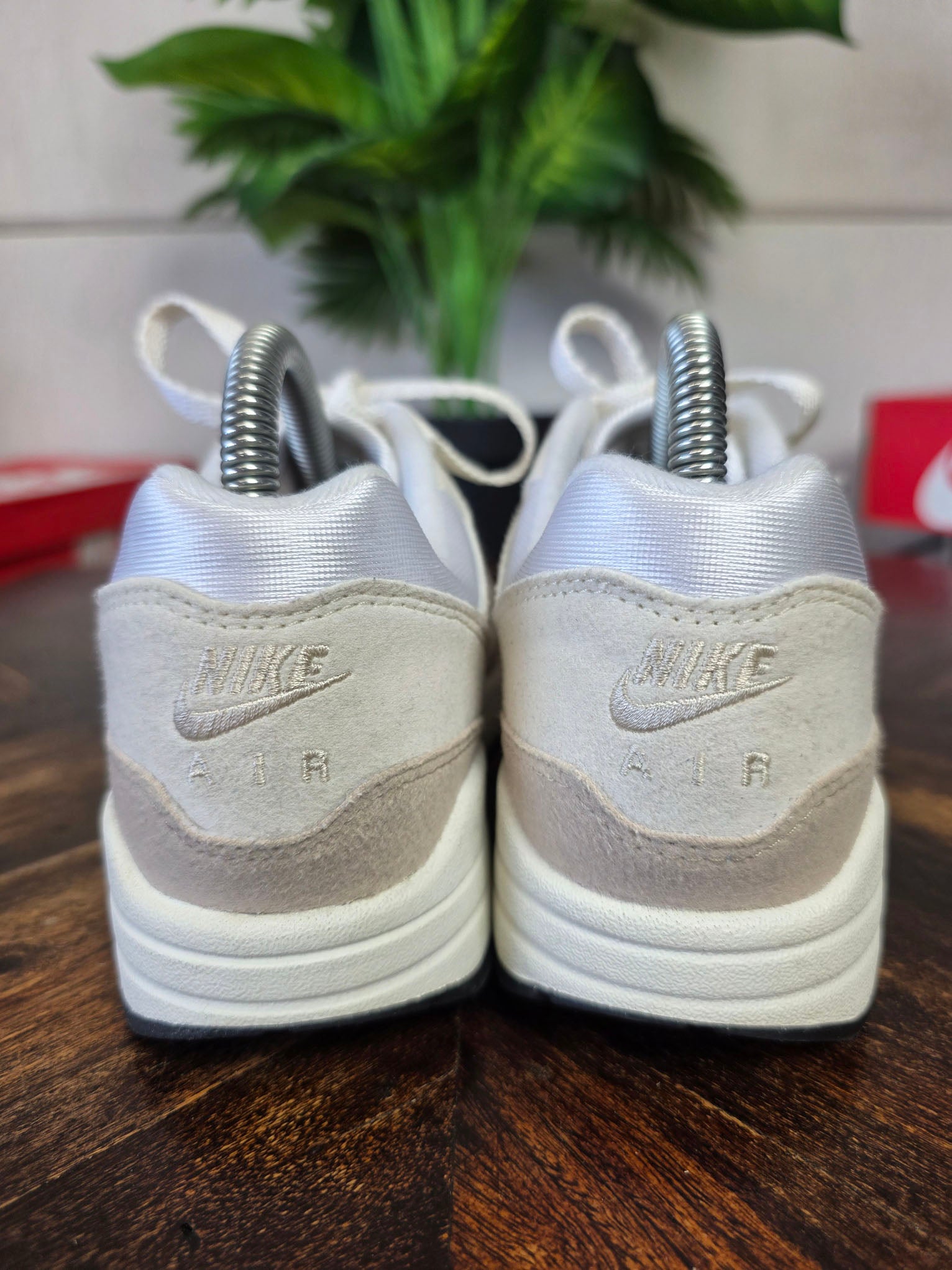 Nike Air Max 1 Pale Ivory maat 38