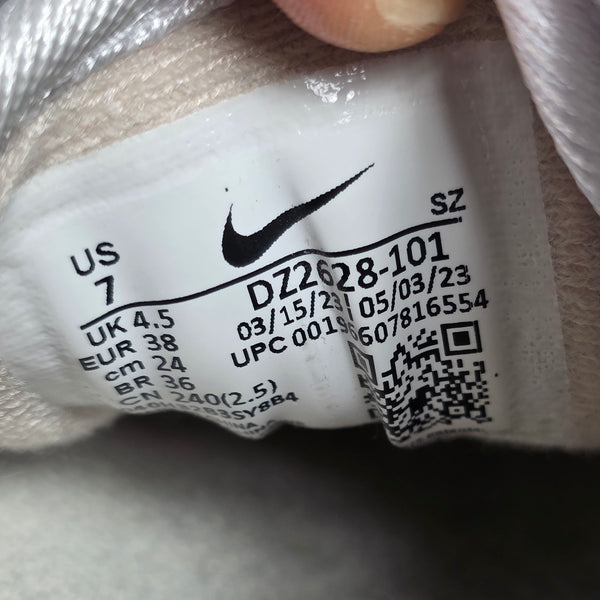 Nike Air Max 1 Pale Ivory maat 38
