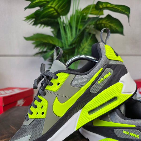 Nike Air Max 90 Drift “Light Army Volt