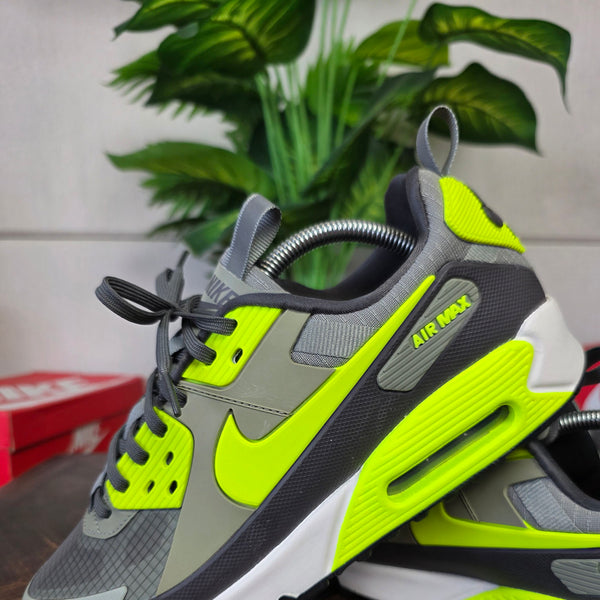 Nike Air Max 90 Drift “Light Army Volt