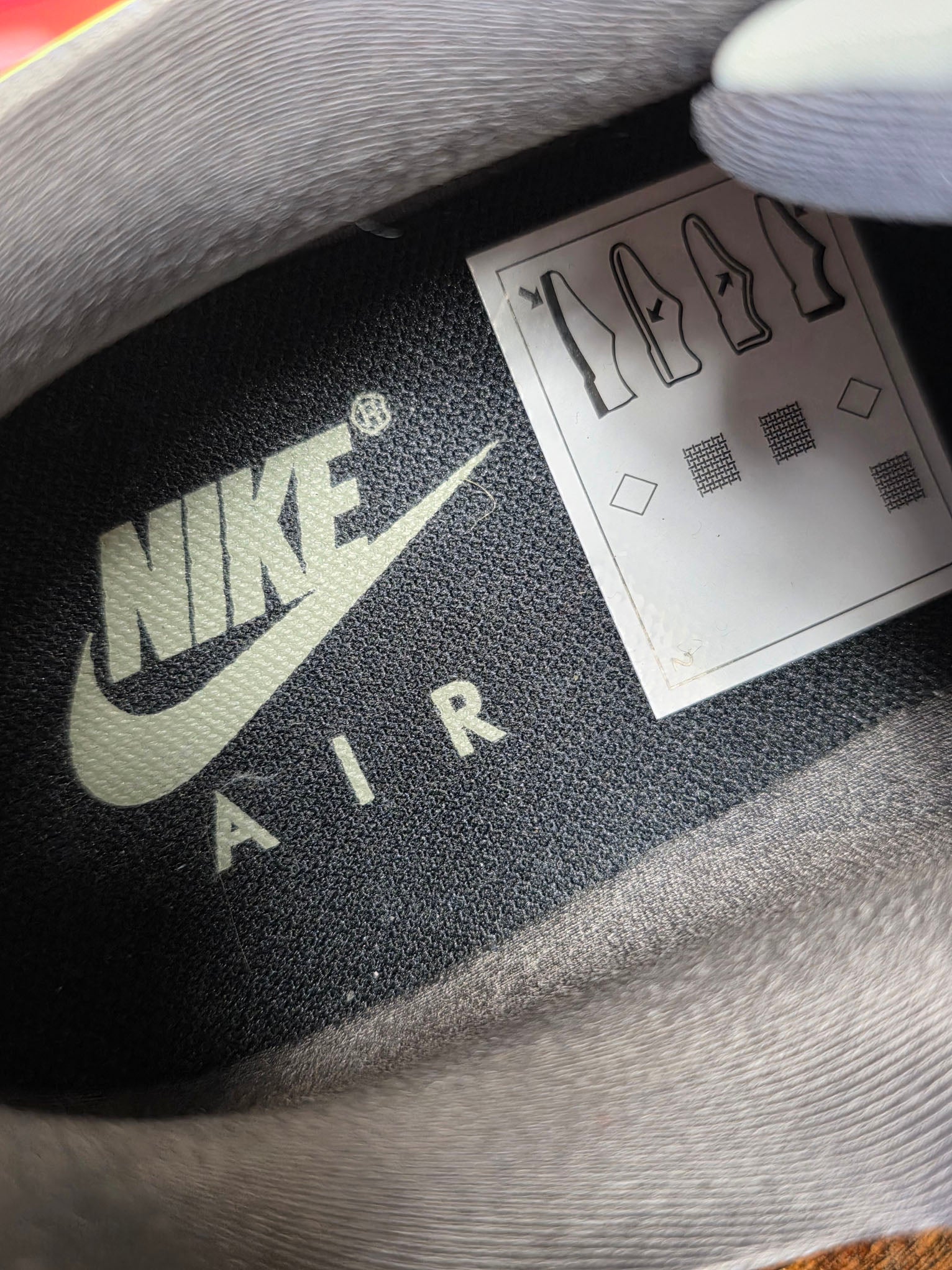 Nike Air Max 90 Drift “Light Army Volt" maat 42,5
