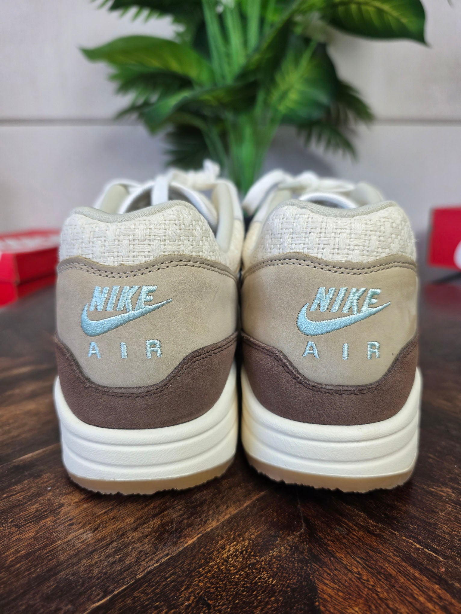 Nike Air Max 1 Crepe Hemp maat 49,5