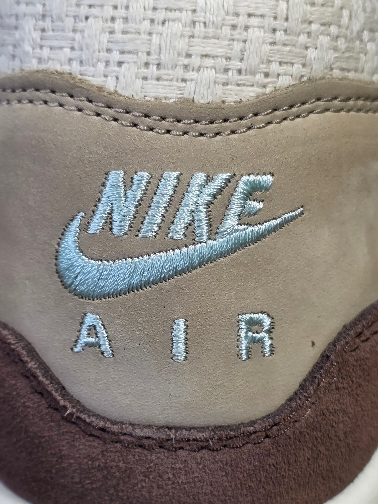 Nike Air Max 1 Crepe Hemp maat 49,5