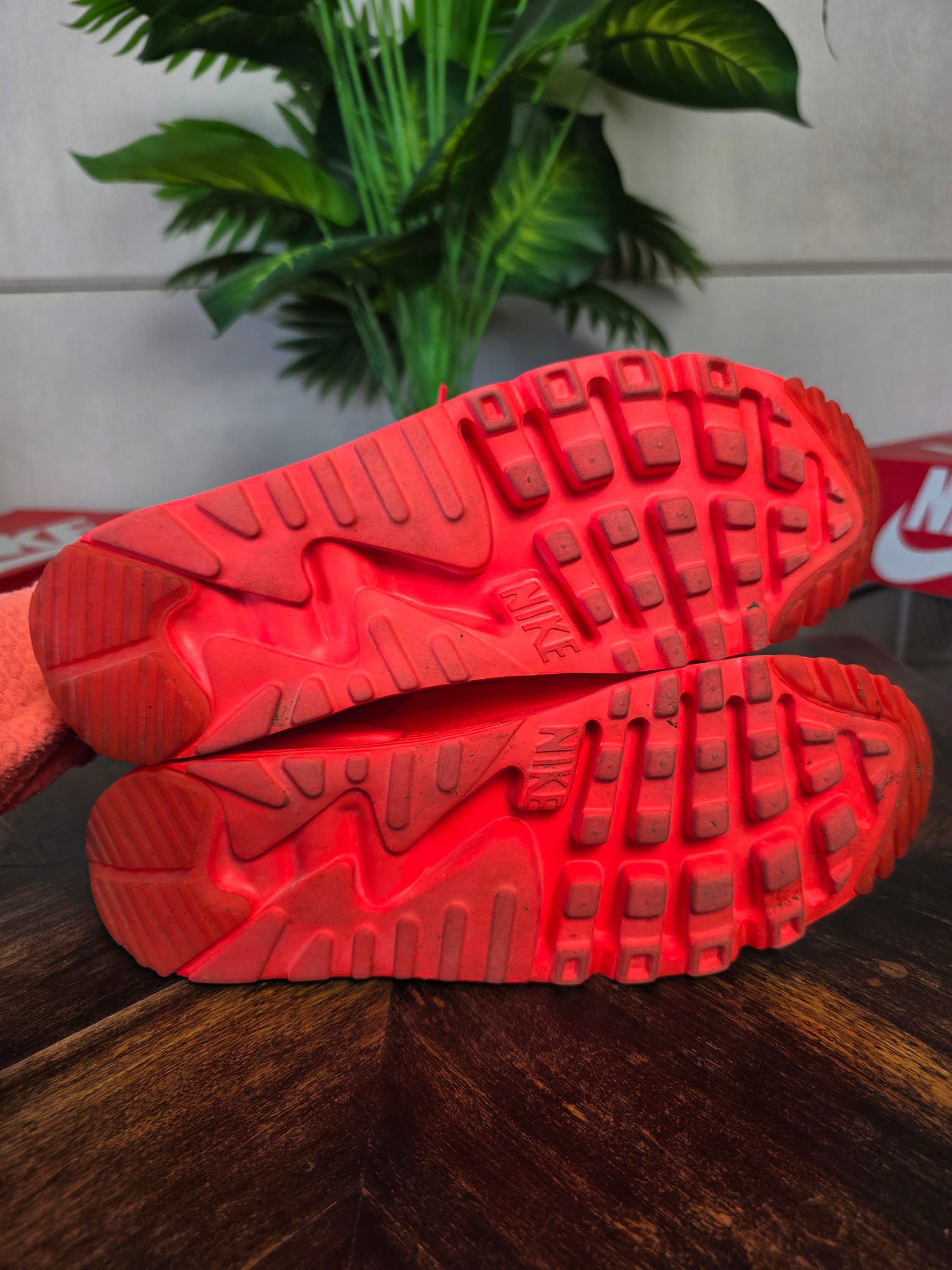 Nike Air Max 90 Ultra Moire "Bright Crimson" maat 40
