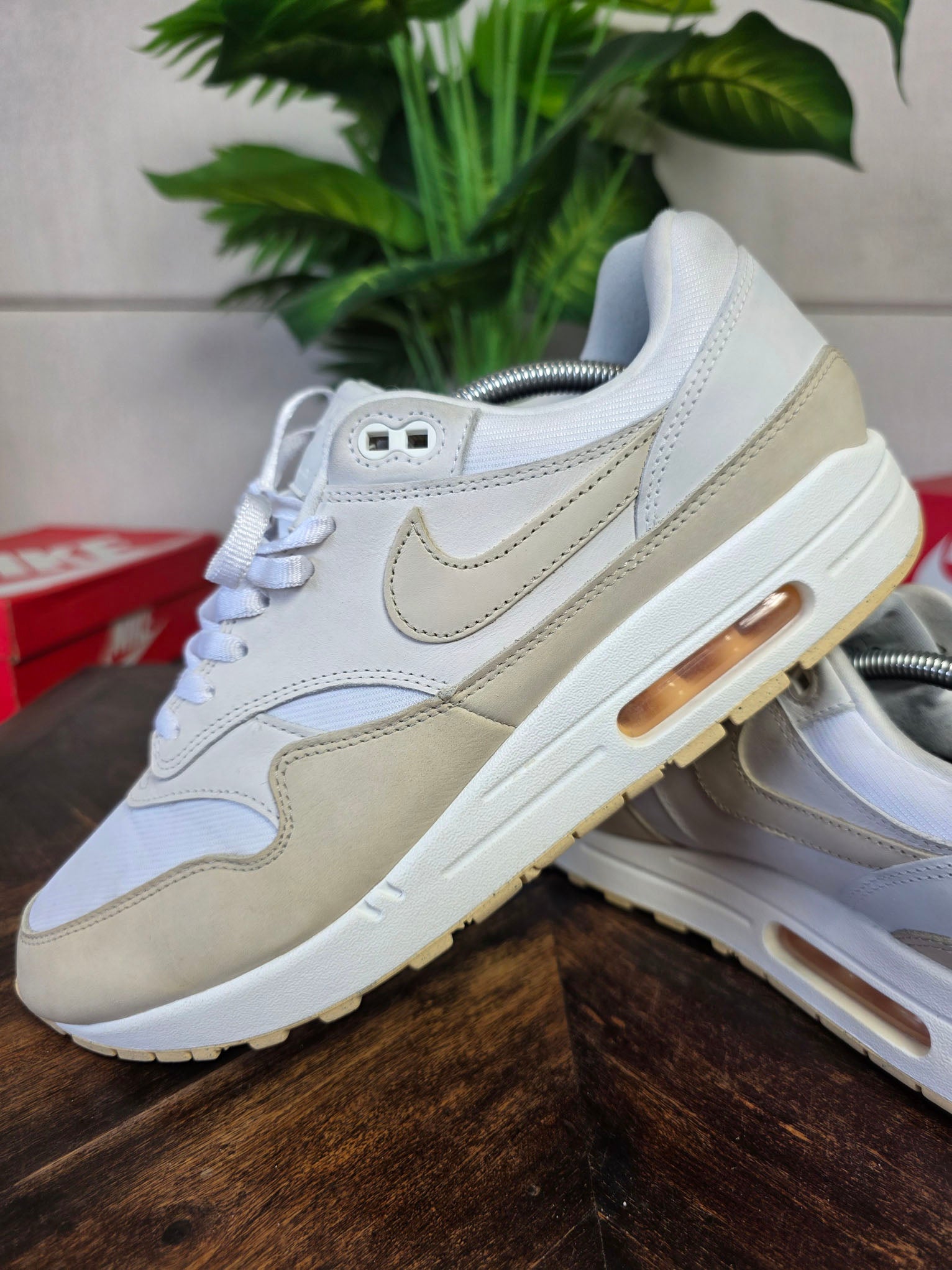 Nike Air Max 1 Sanddrift maat 45