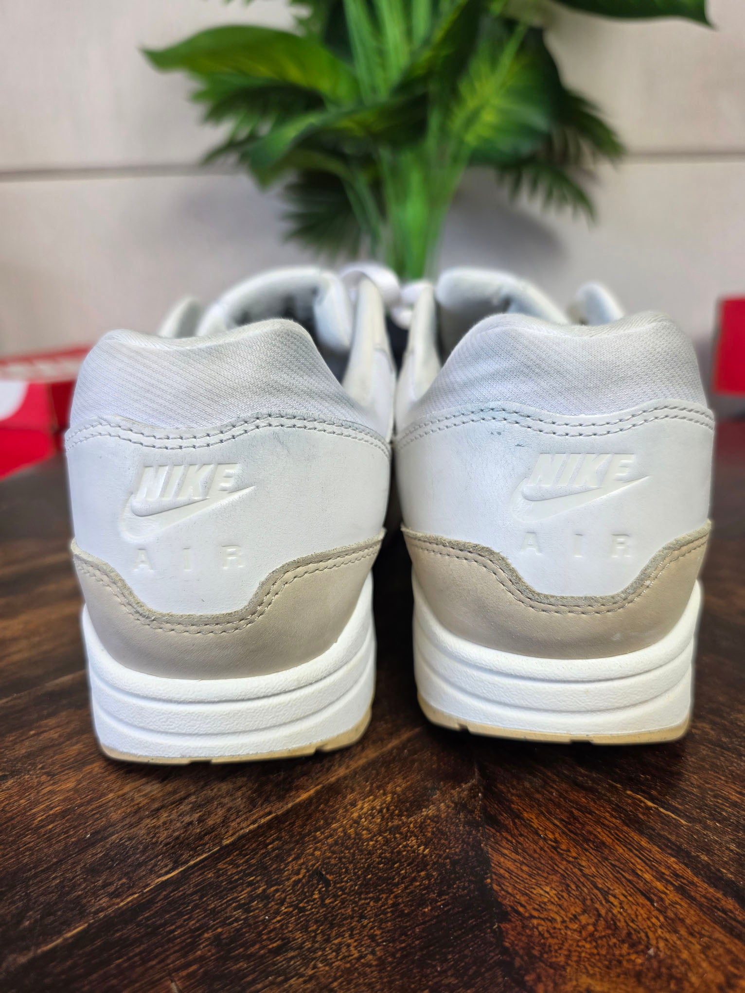 Nike Air Max 1 Sanddrift maat 45