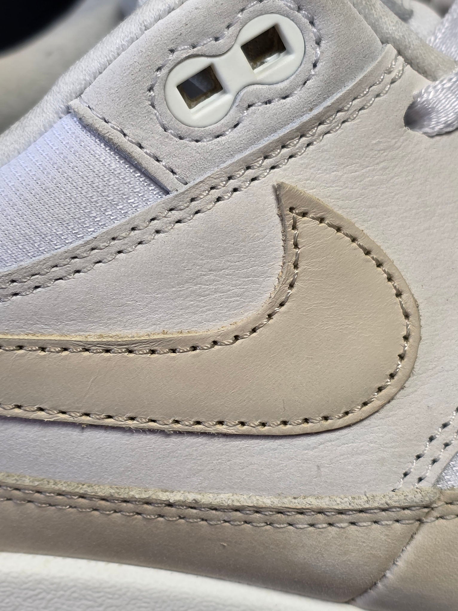 Nike Air Max 1 Sanddrift maat 45