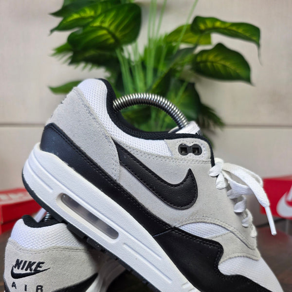 Nike Air Max 1 Black White maat 41
