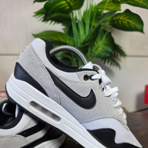 Nike Air Max 1 Black White maat 41
