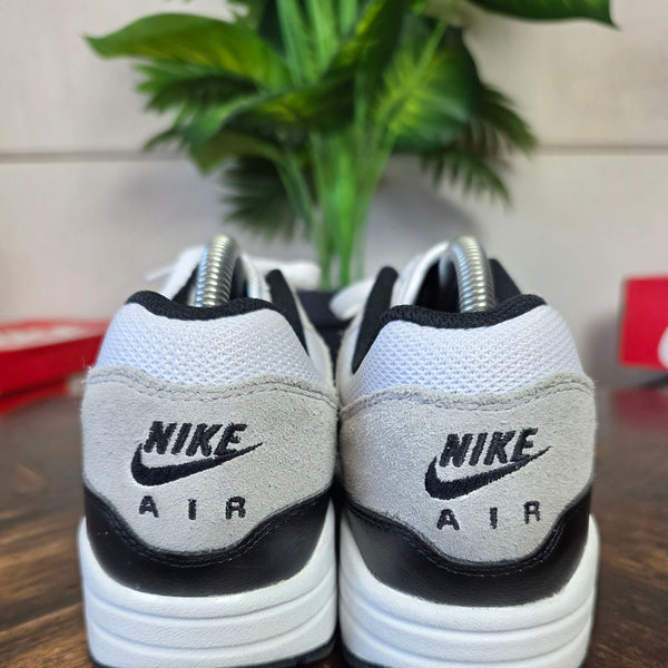 Nike Air Max 1 Black White maat 41
