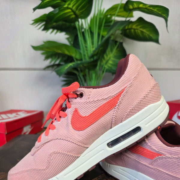 Nike Air Max 1 PRM Corduroy Stardust maat 45