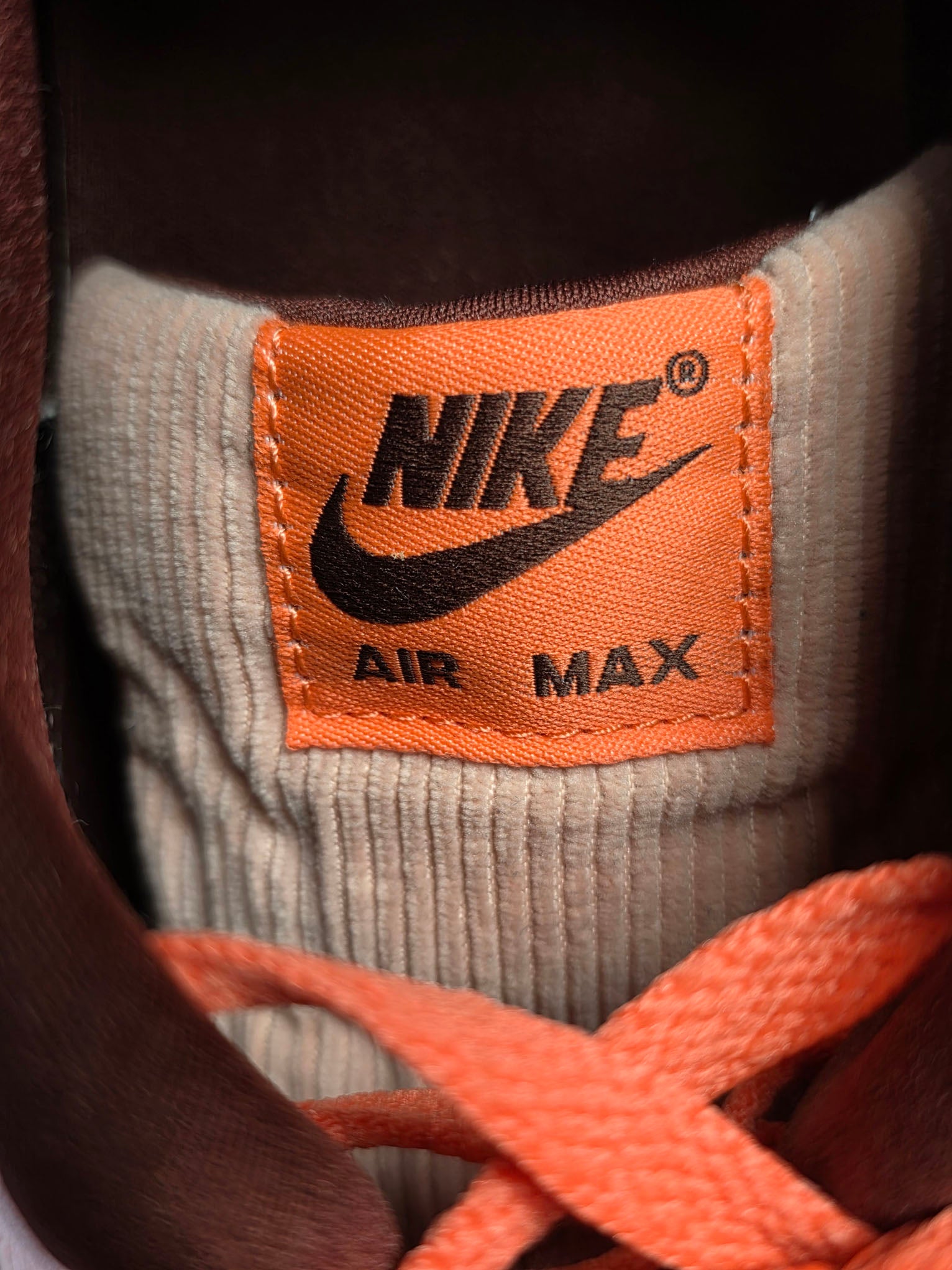 Nike Air Max 1 PRM Corduroy Stardust maat 45
