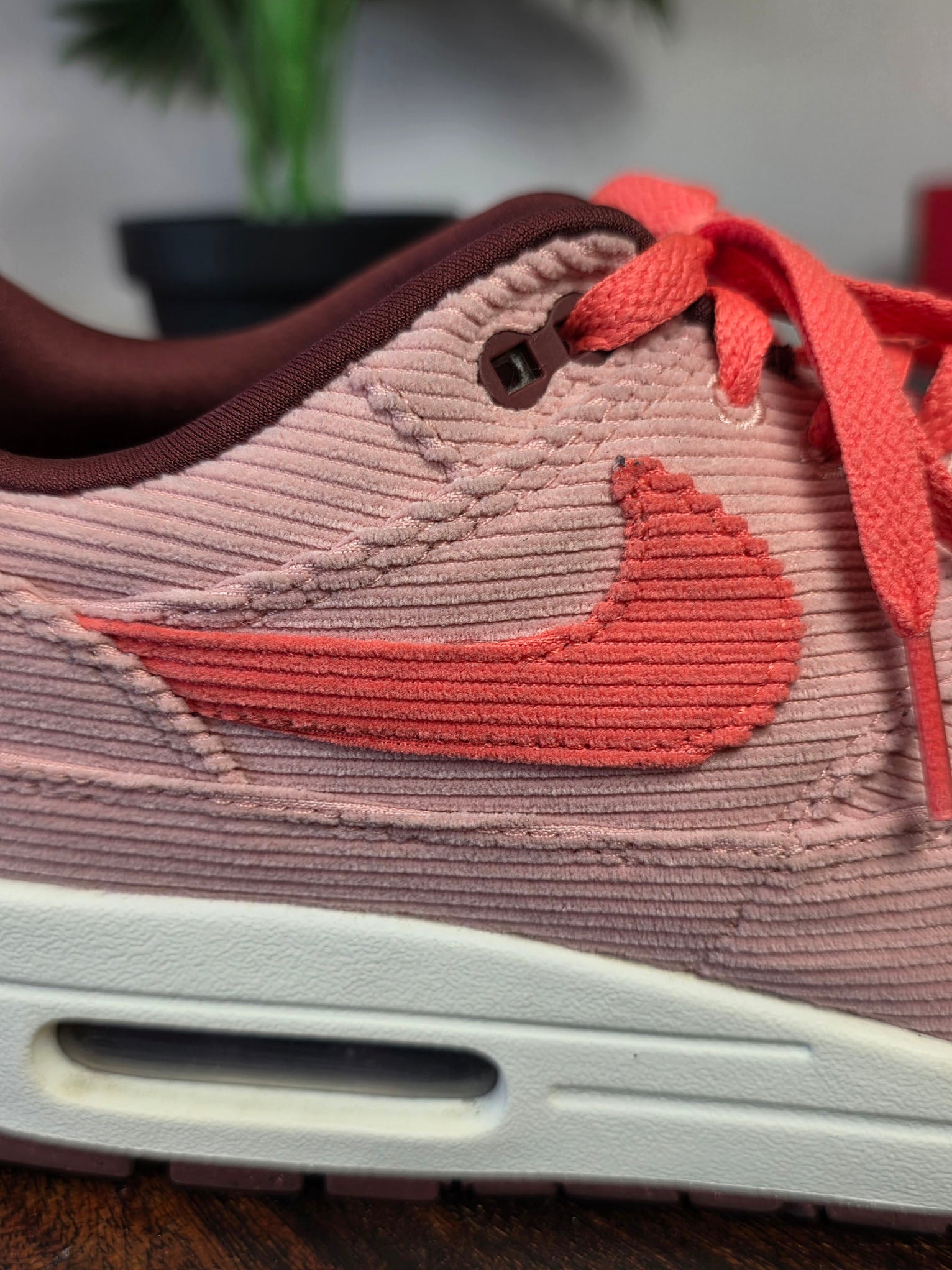 Nike Air Max 1 PRM Corduroy Stardust maat 45