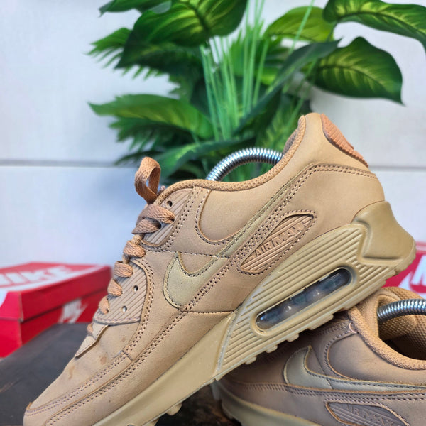 Nike Air Max 90 Wheat maat 42