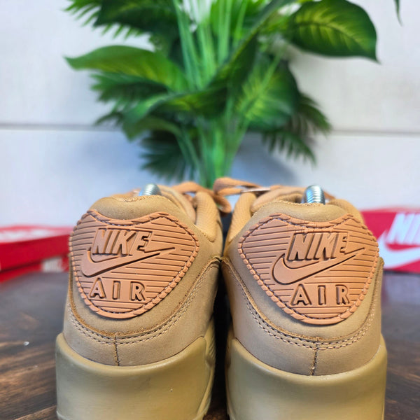 Nike Air Max 90 Wheat maat 42