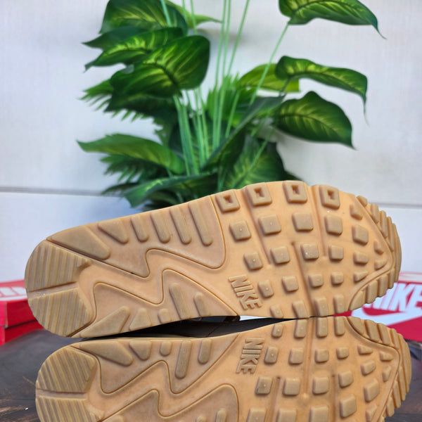 Nike Air Max 90 Wheat maat 42