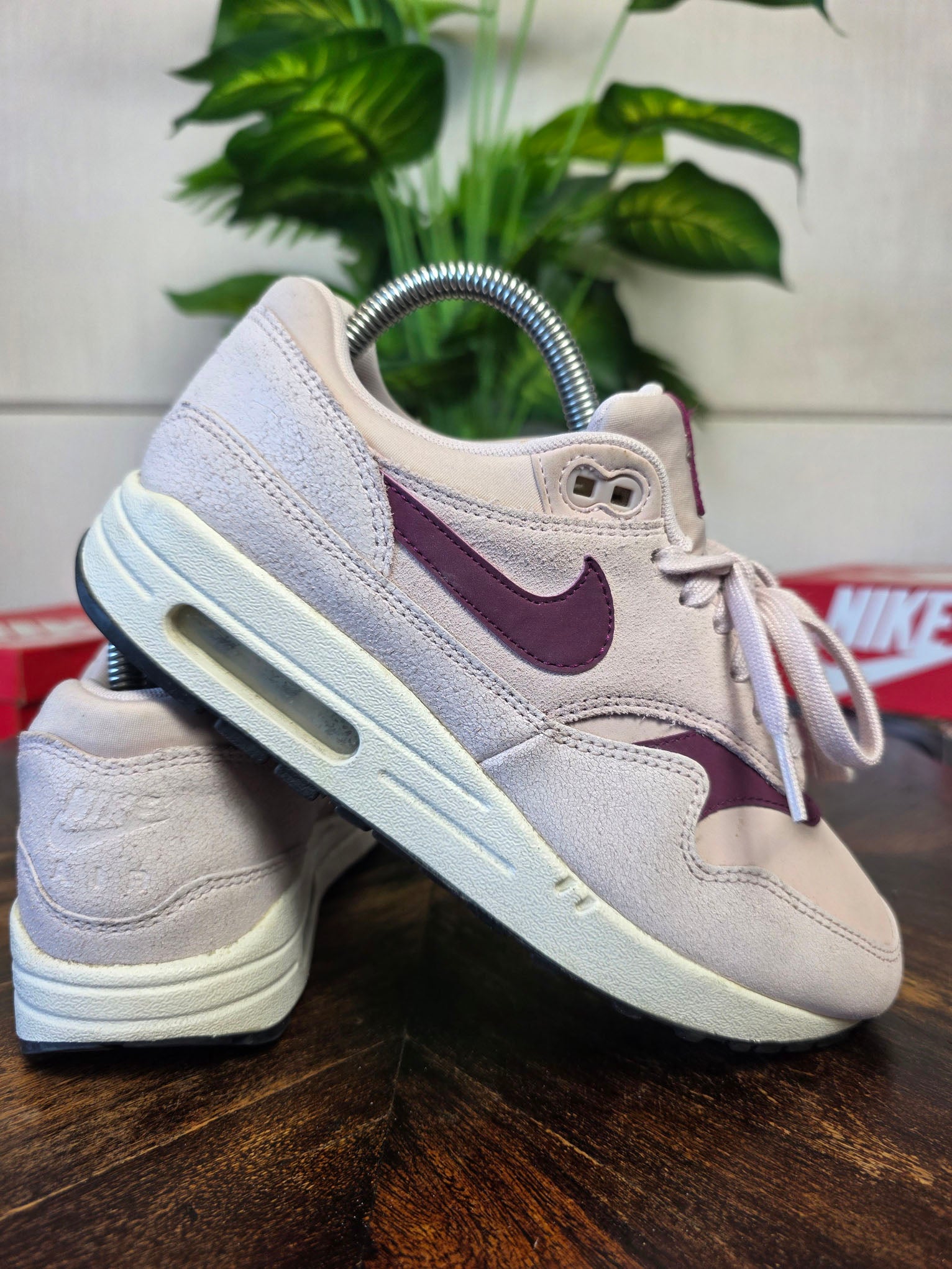 Nike Air Max 1 Barely Rose True Berry maat 38,5